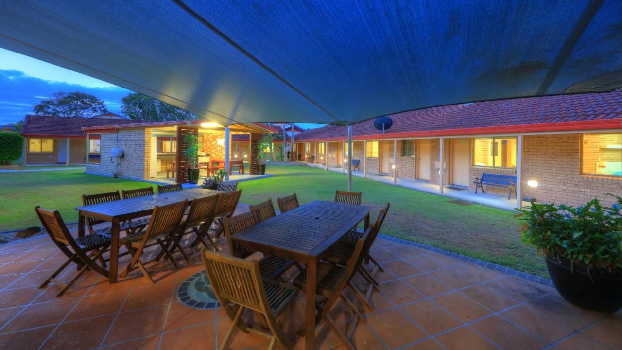 Yamba Motor Inn Exterior foto